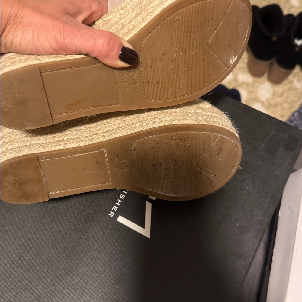 Marc Fisher Light Tan Wedge Sandals - Picture 5 of 8